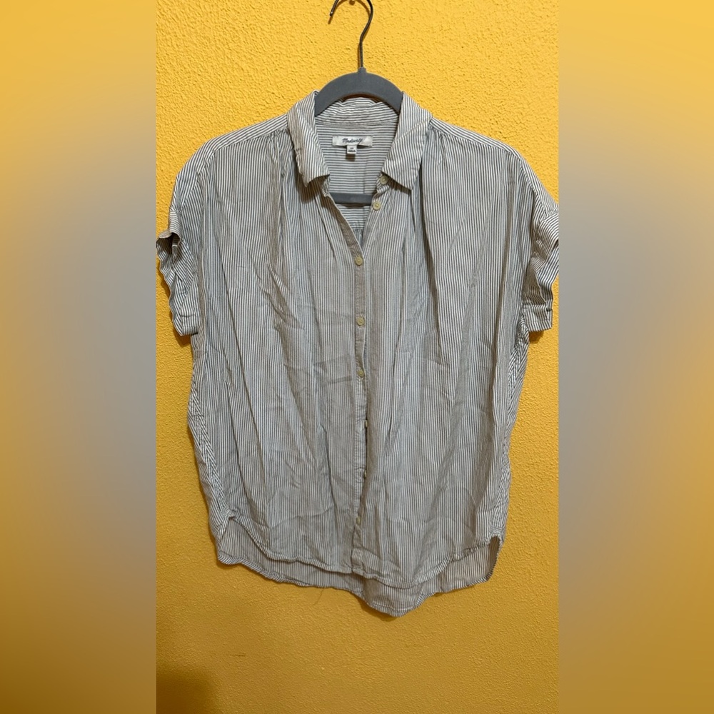 madewell boxy button up